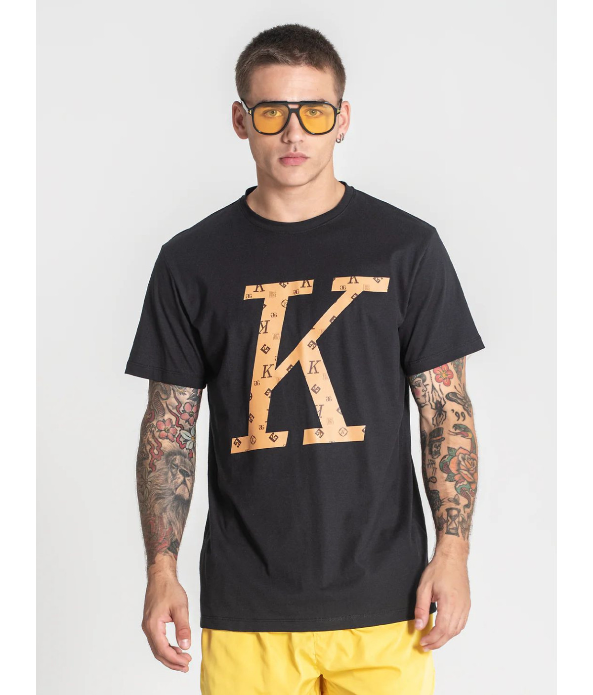 CAMISETA NEGRA CHOKO