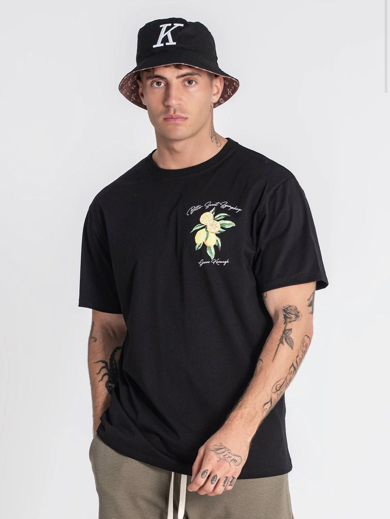 CAMISETA NEGRA LEMONADE