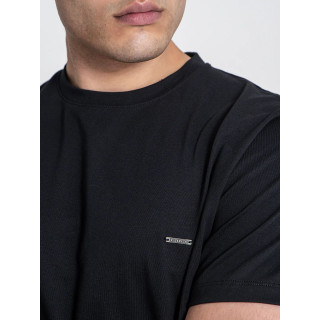 CAMISETA NEGRA MUST