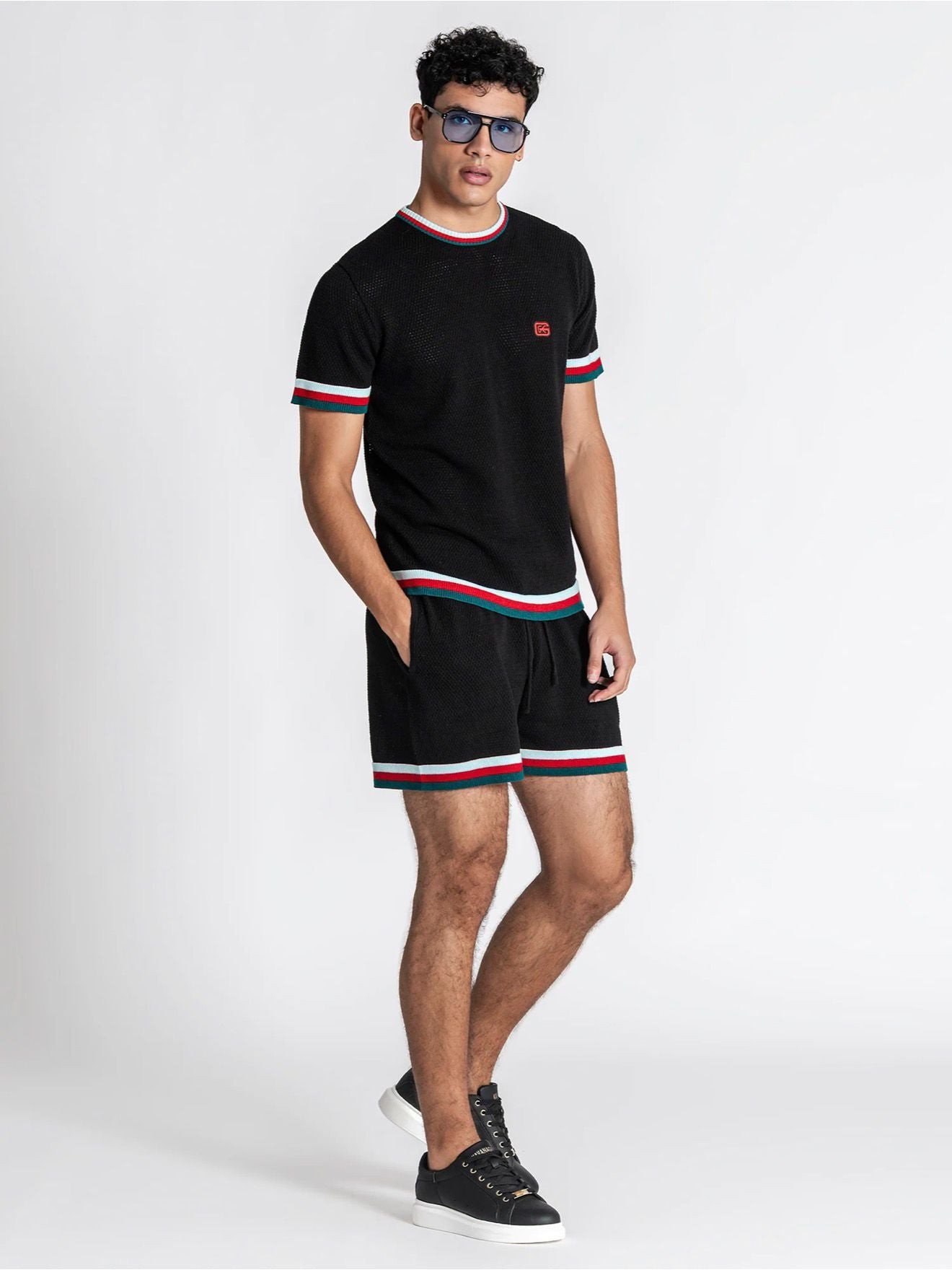 CONJUNTO DE PUNTO NEGRO STRIPED GK.