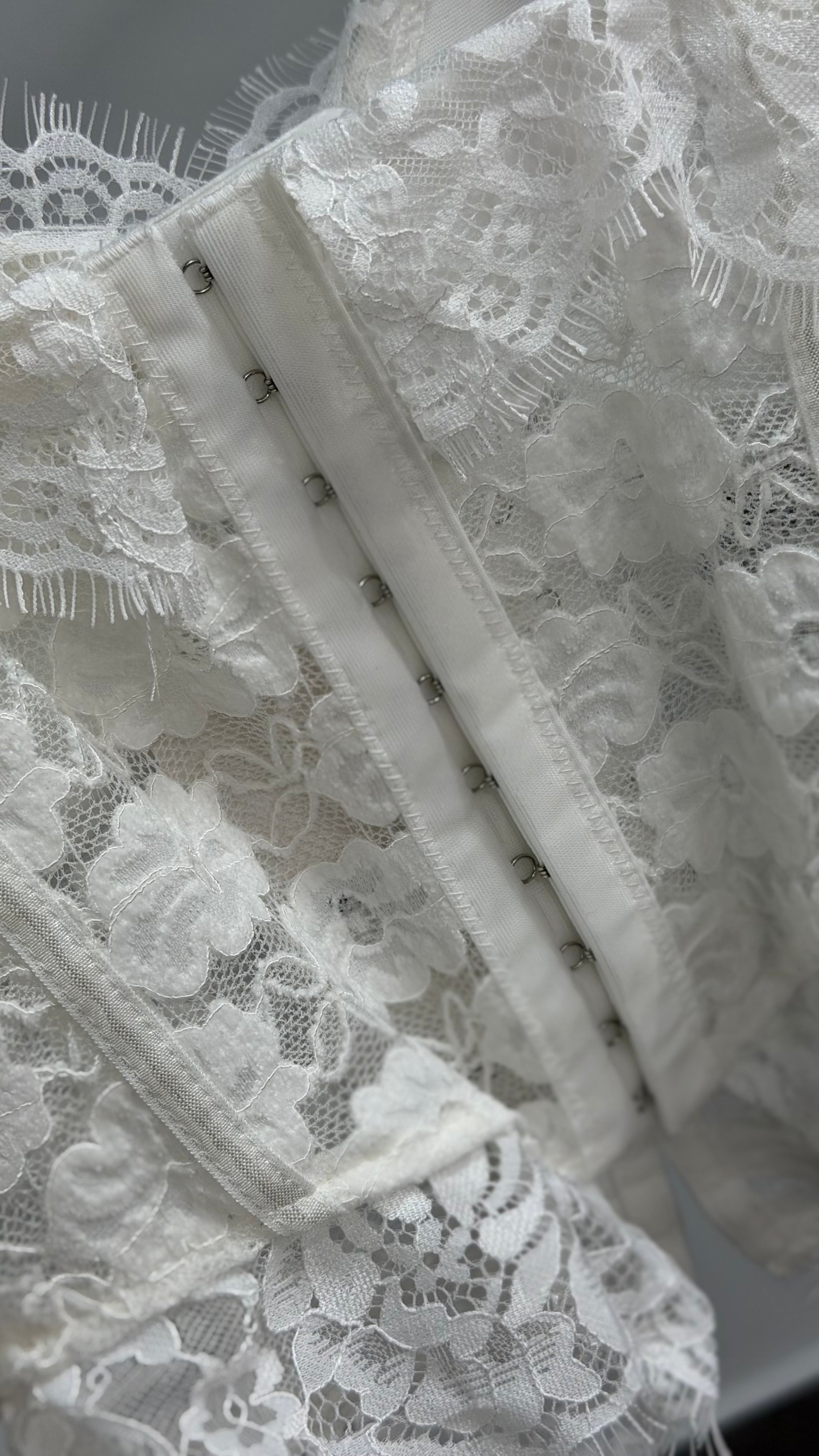 Corset encaje