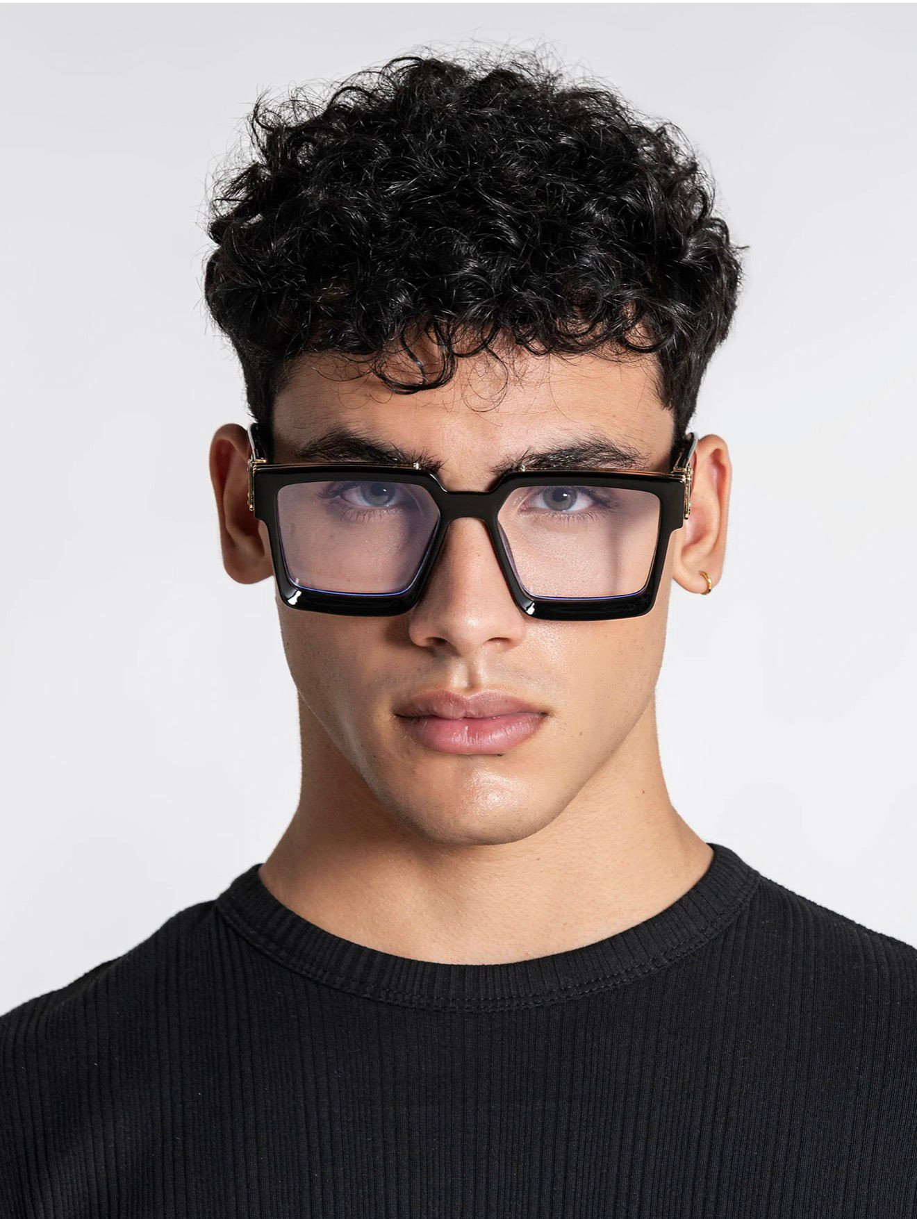 GAFAS DE SOL NEGRAS CLEAN SQUARE.