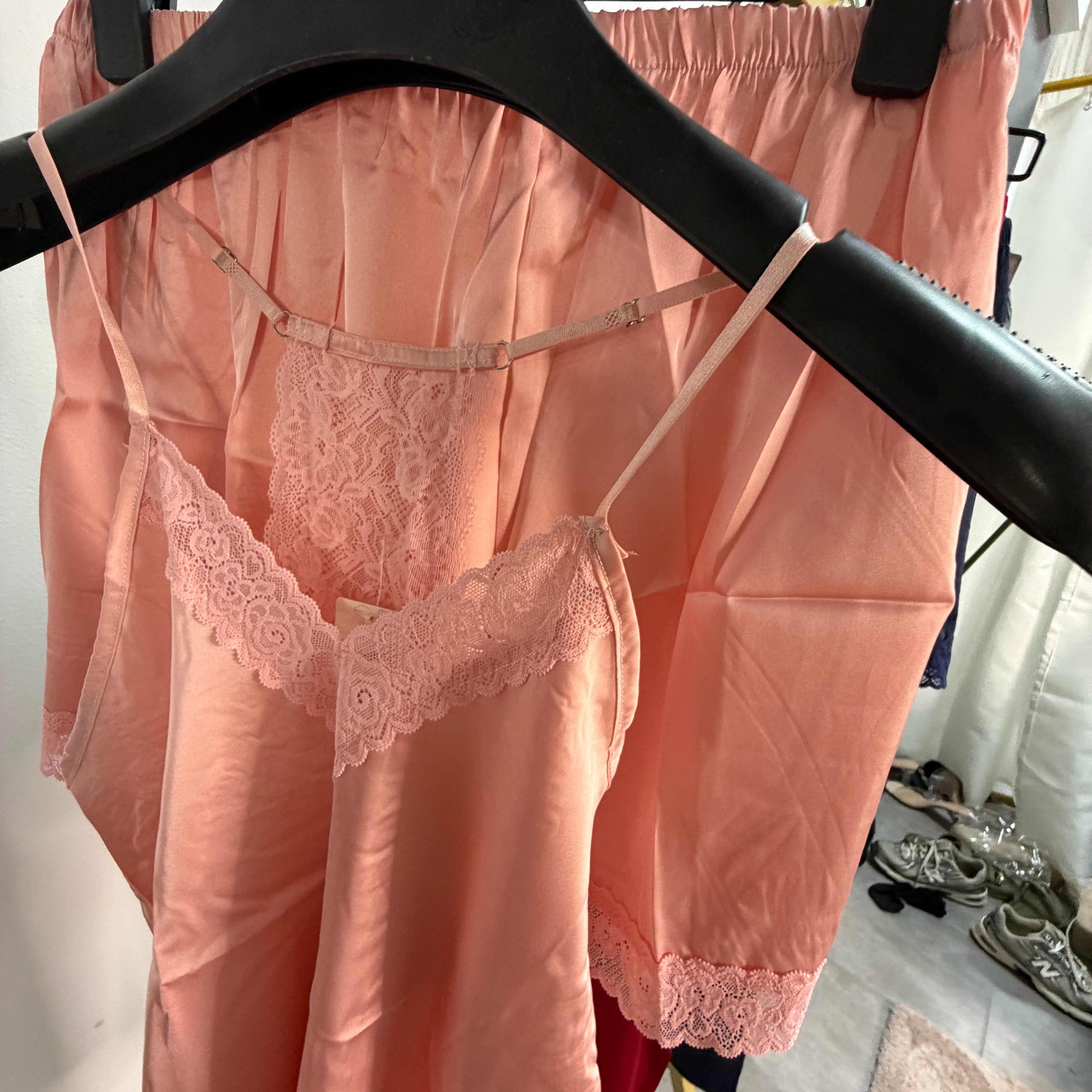 Pijama lencero