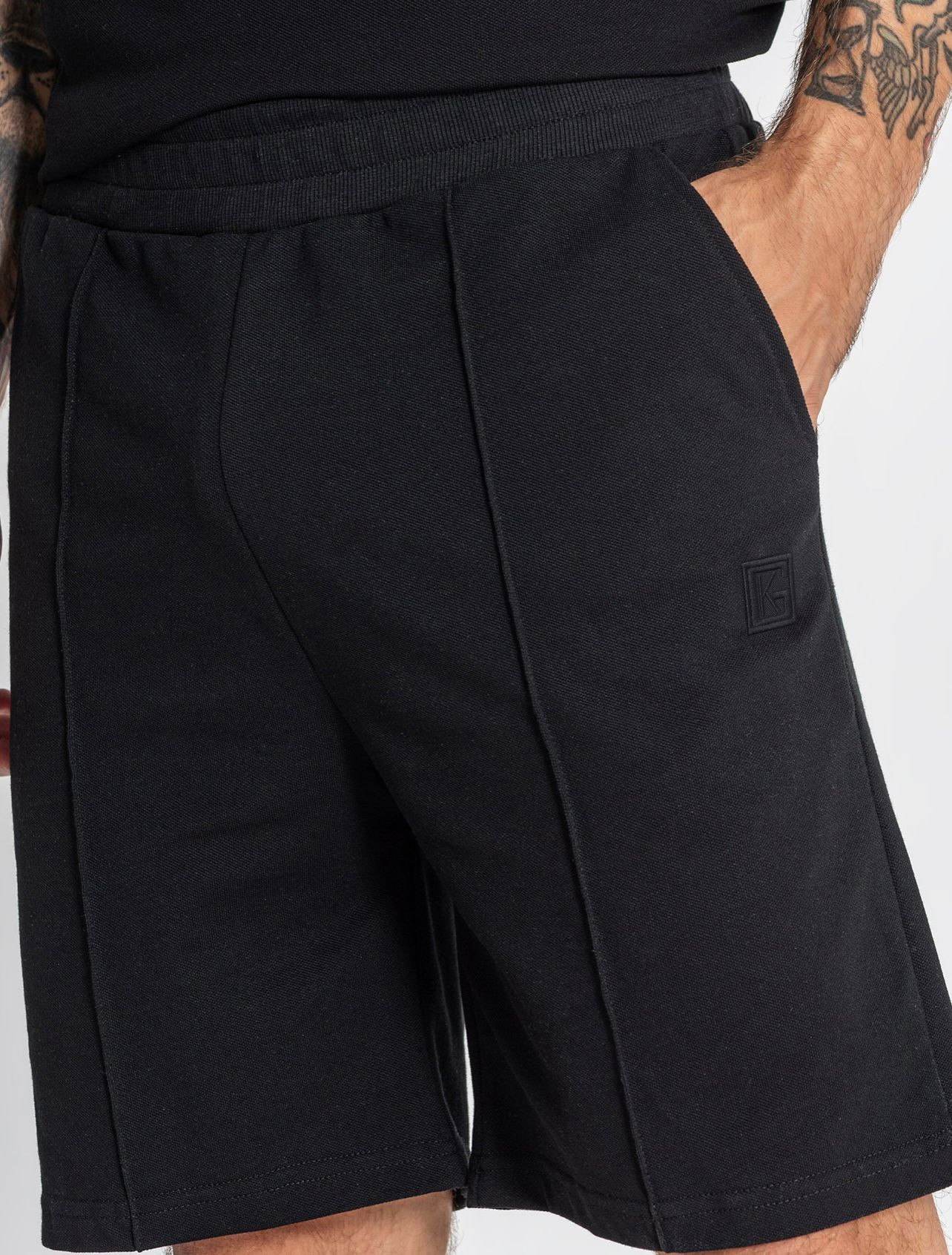 SHORTS DE PIQUÉ NEGROS GK